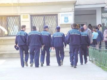 85 de minori dispăruţi, găsiţi de poliţişti